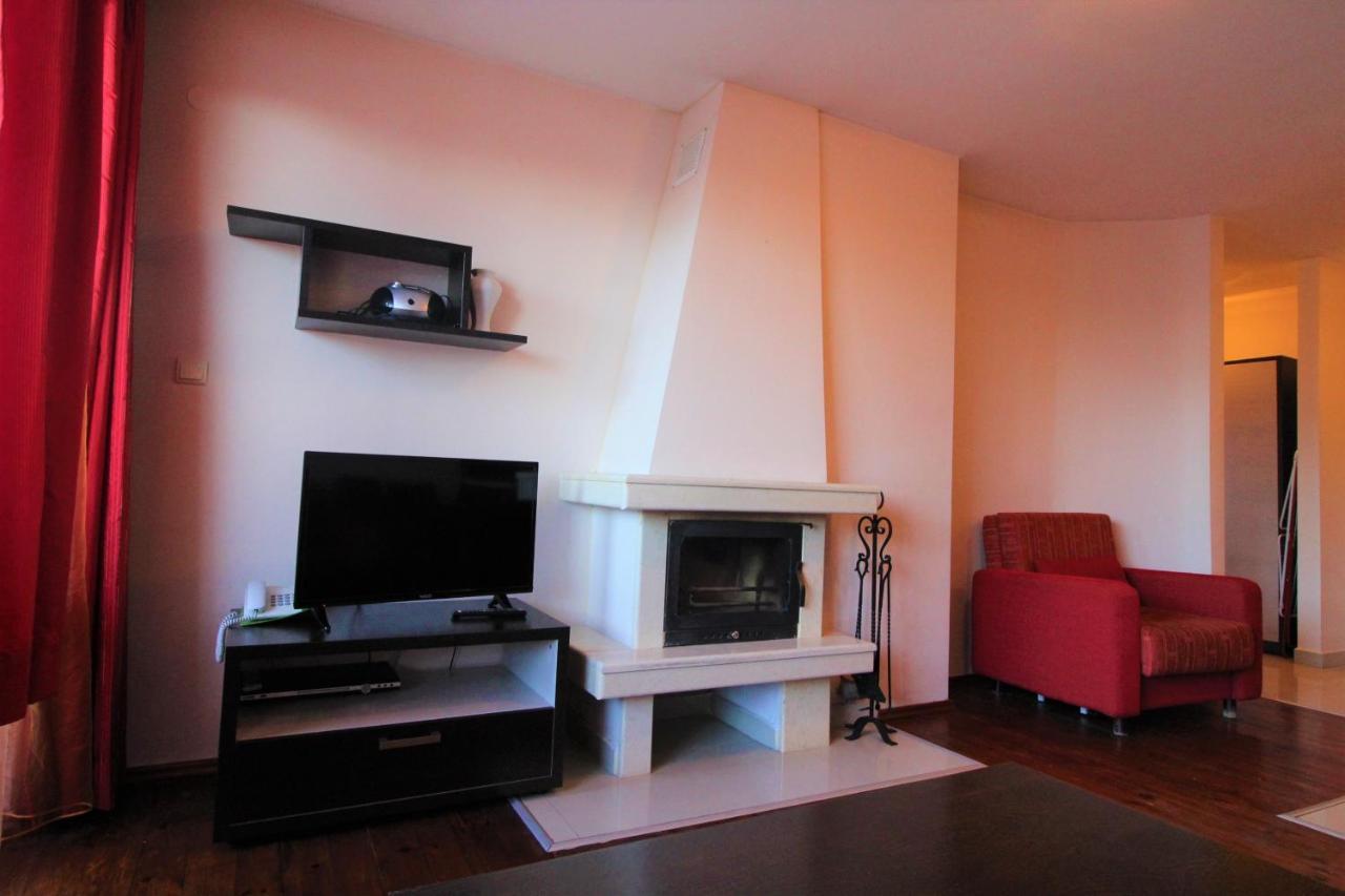 Mountview Lodge Apartments Bansko Esterno foto